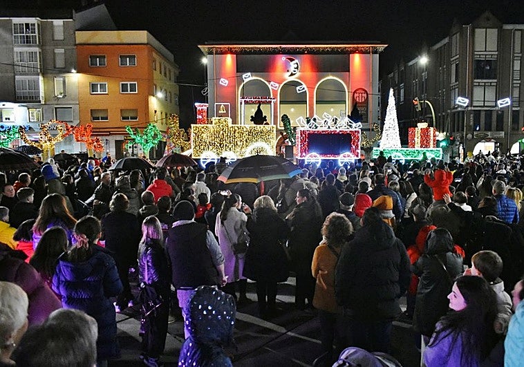 Los Corrales cambiará su tren de regalos por todo un poblado navideño